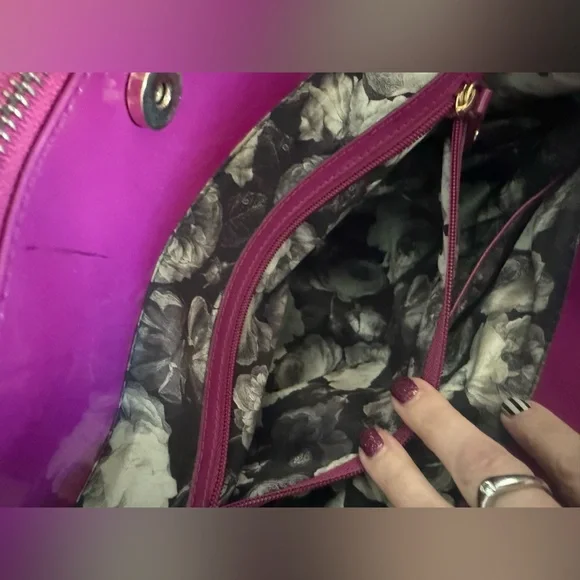 Ted Baker Fuchsia Glossy Shoulder Bag - Picture 6 of 14